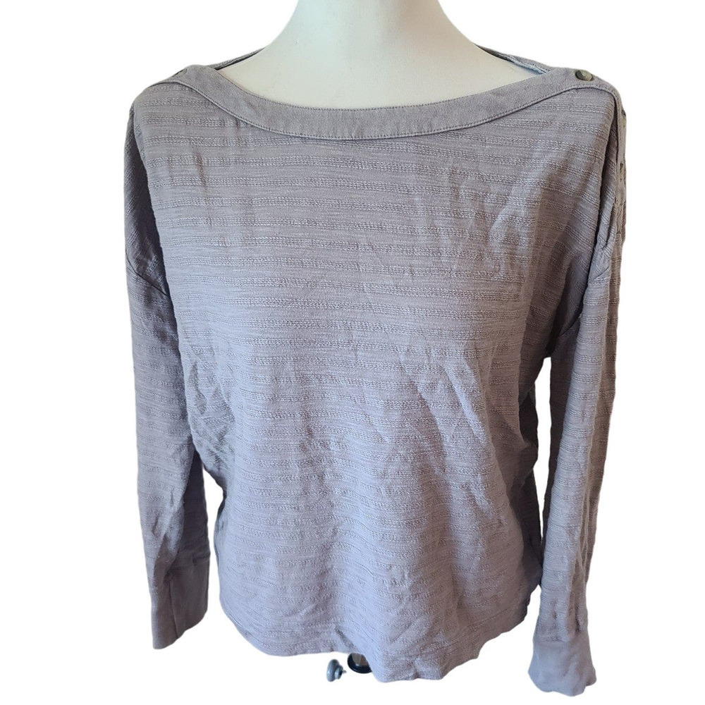 Anthropologie long sleeve embroidered top cropped size small